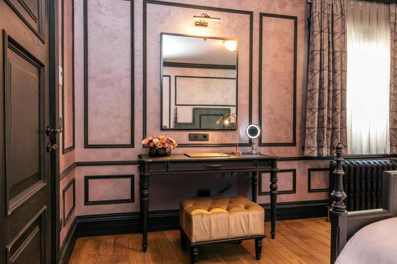 Ajwa Sultanahmet - Preferred Hotels Lvx Collection 이스탄불 외부 사진 A dressing table